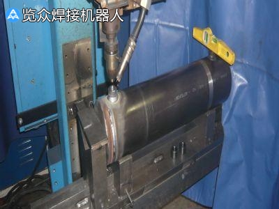 氬弧<a href=http://www.075v.cn/tag/40/ target=_blank class=infotextkey>環(huán)縫自動焊</a>機 能均勻的輸出控制
